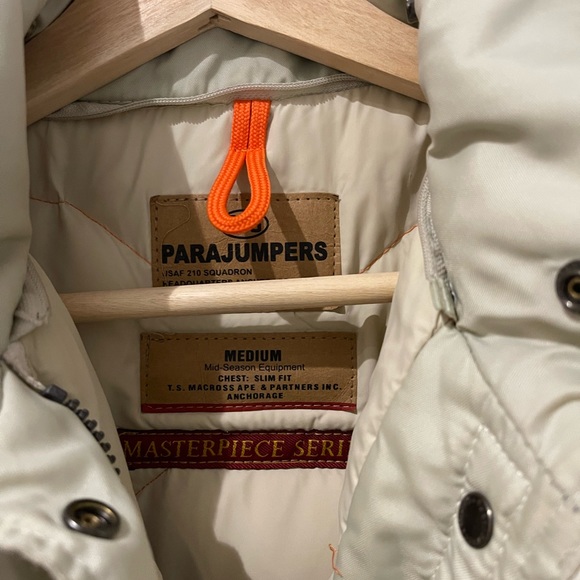 Woman’s parajumper jacket - Picture 5 of 8